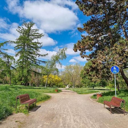 נאומבורג Ferienwohnung Am Stadtpark מראה חיצוני תמונה